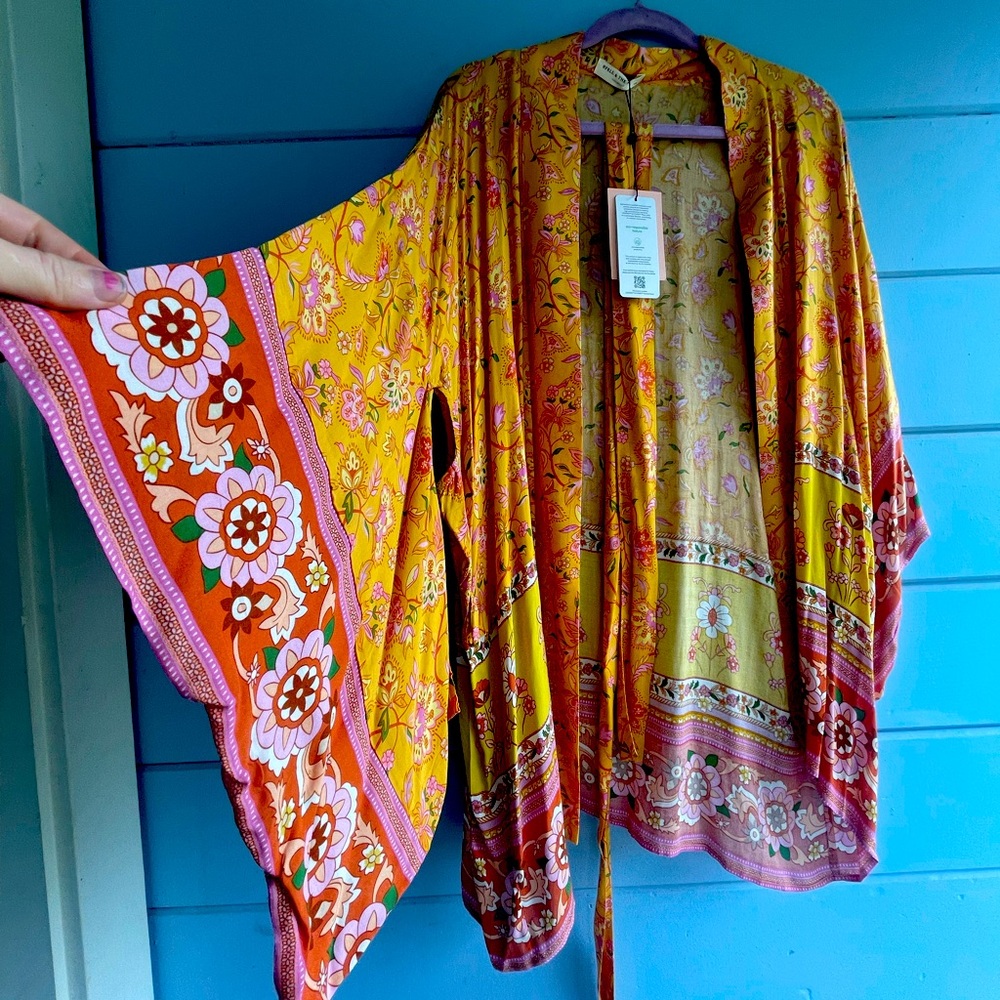 SPELL Portobello Robe Mustard M/L Kimono Robe NWT